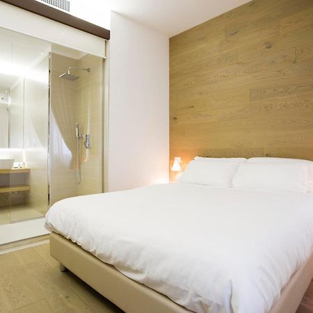 Borgoleoni 18 - Room And Breakfast Ferrara Rum bild