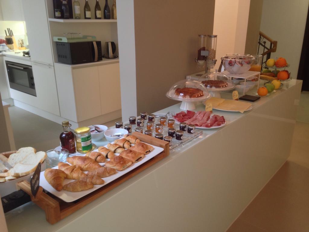 Borgoleoni 18 - Room And Breakfast Ferrara Exteriör bild