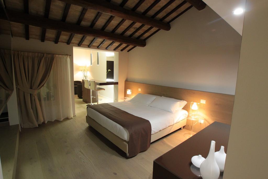 Borgoleoni 18 - Room And Breakfast Ferrara Exteriör bild
