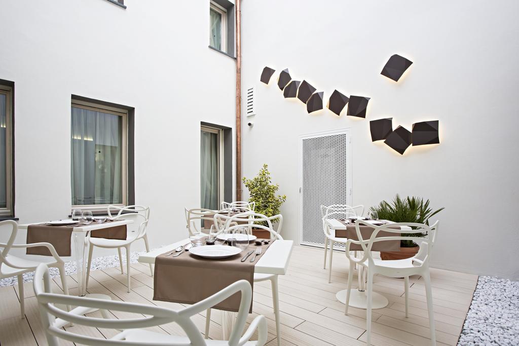 Borgoleoni 18 - Room And Breakfast Ferrara Exteriör bild